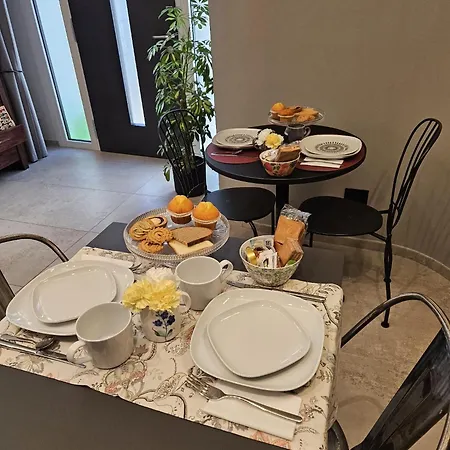 La Vecchia Officina Civico29 Rooms&breakfast ベッド・アンド・ブレックファスト